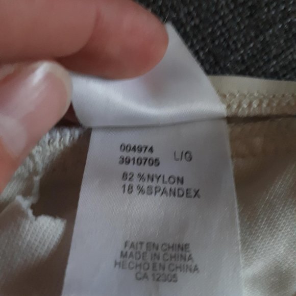 Body Glove cream bikini, size LG - Picture 3 of 3